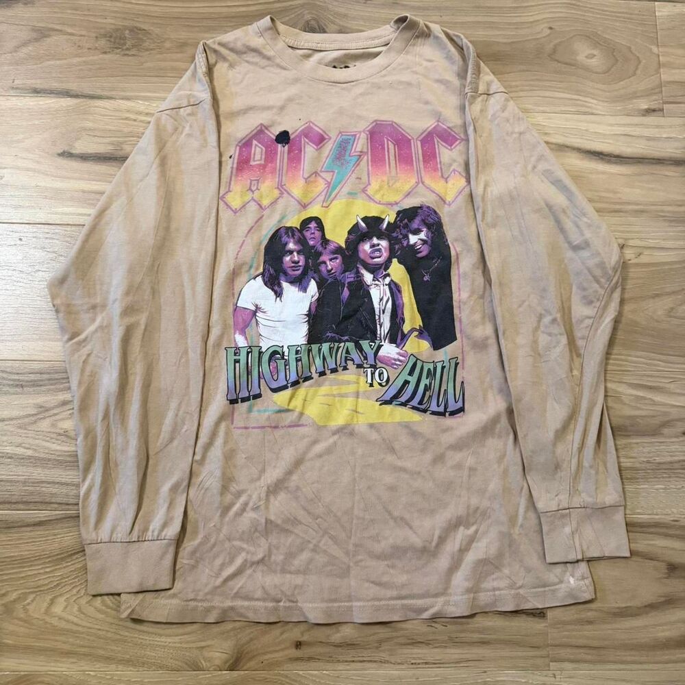 AC/DC tan colored Band music graphic tee long sleeve Size Small